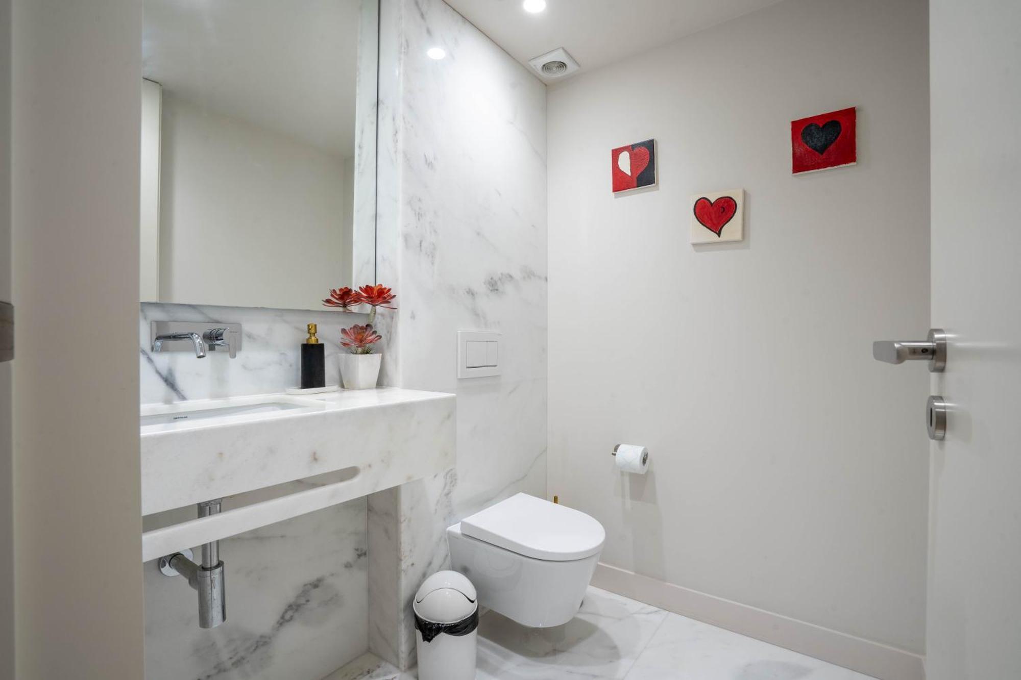 Primrose 1Br Delight W Parking By Lovelystay Porto Dış mekan fotoğraf