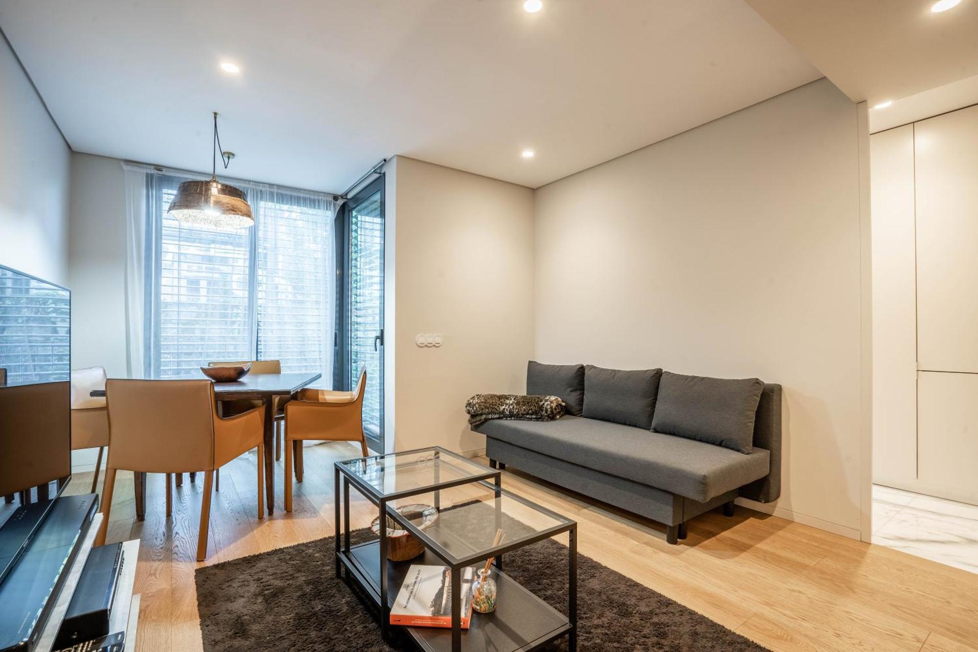 Primrose 1Br Delight W Parking By Lovelystay Porto Dış mekan fotoğraf
