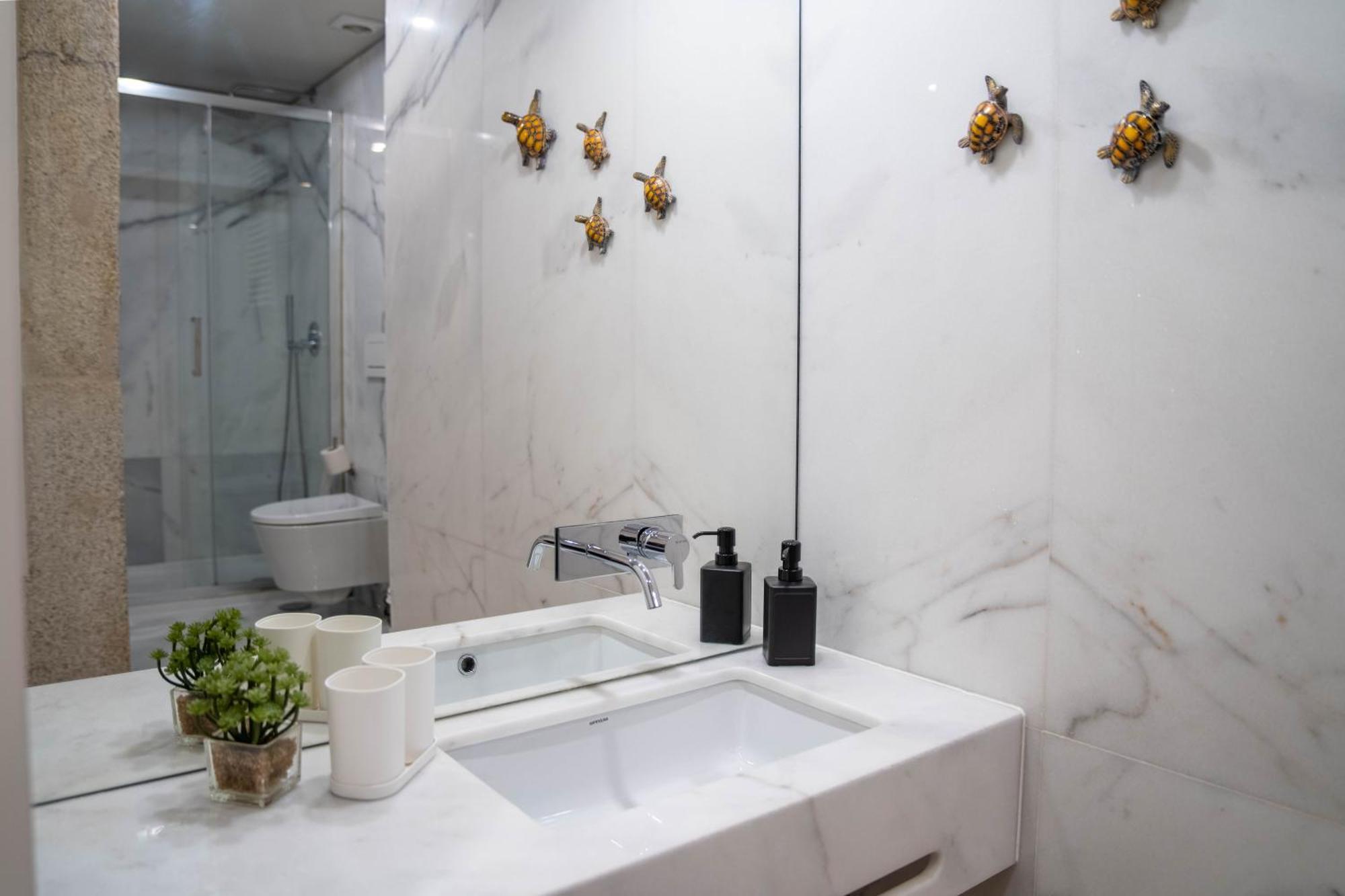 Primrose 1Br Delight W Parking By Lovelystay Porto Dış mekan fotoğraf