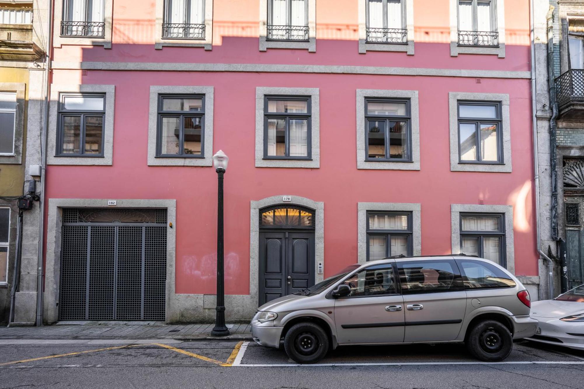 Primrose 1Br Delight W Parking By Lovelystay Porto Dış mekan fotoğraf